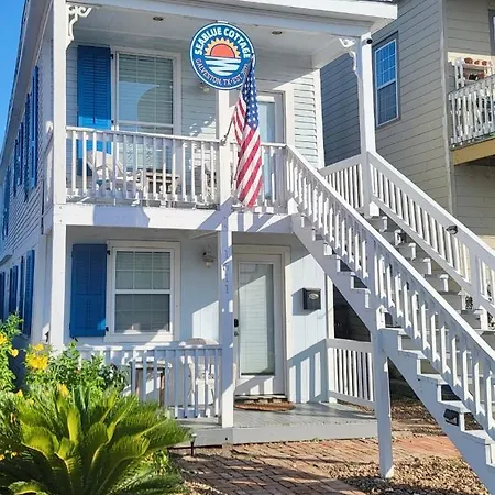Seablue Cottage - Downstairs; 2 Blocks To The Beach